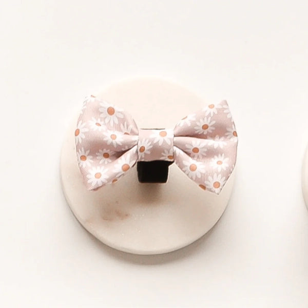 Bow Tie – Daisy Chain